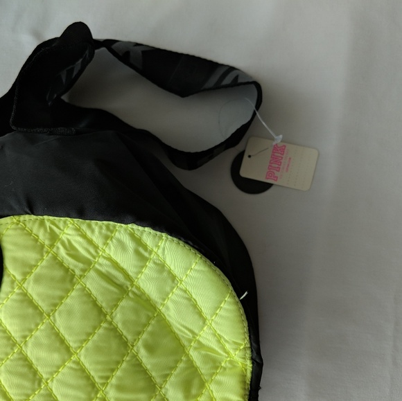 PINK Pineapple Summer Cooler Bag New - Picture 2 of 2